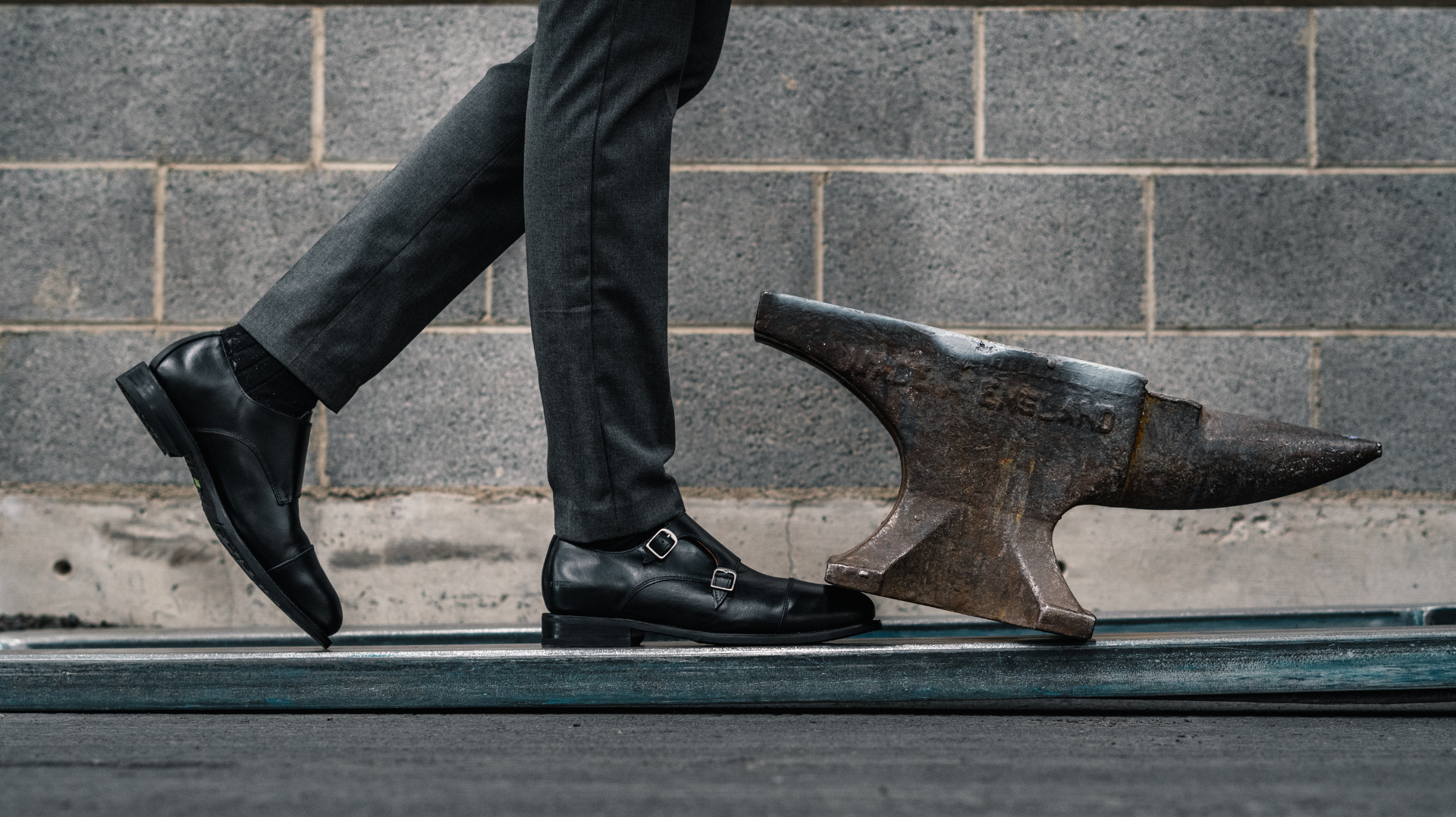 Steel Toe Shoes: Debunking Common Myths and Misconceptions