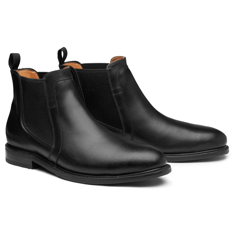 SOFT TOE CHELSEA BOOT WALLACE BLACK FRONT VIEW