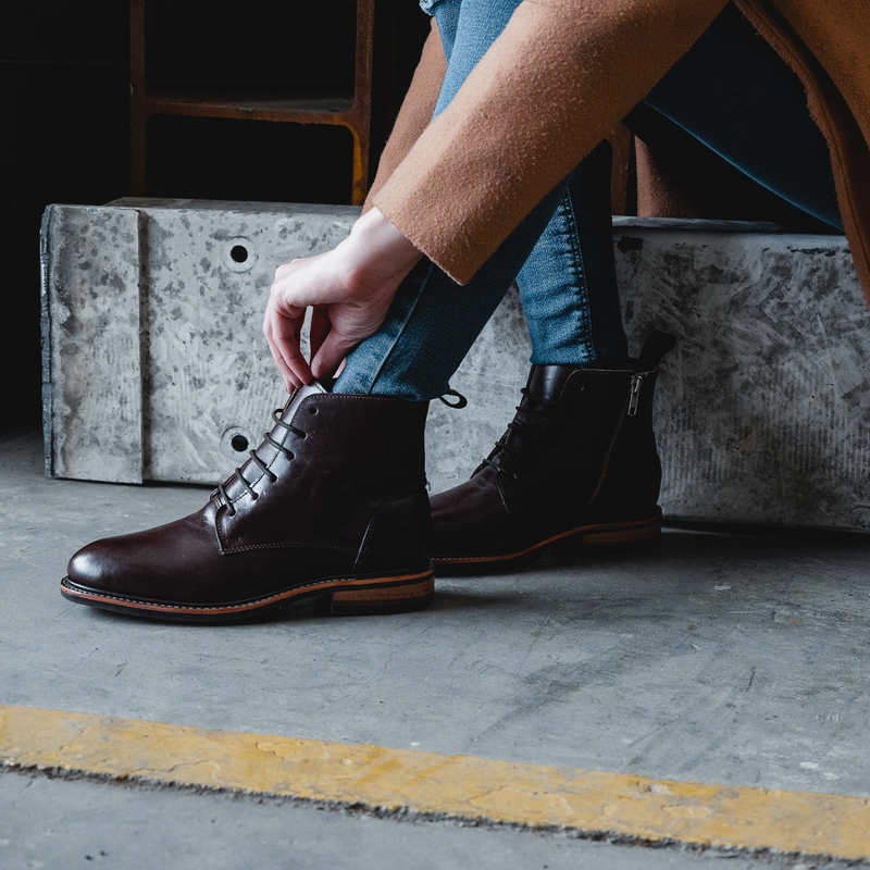 Elise sales tennis shoes